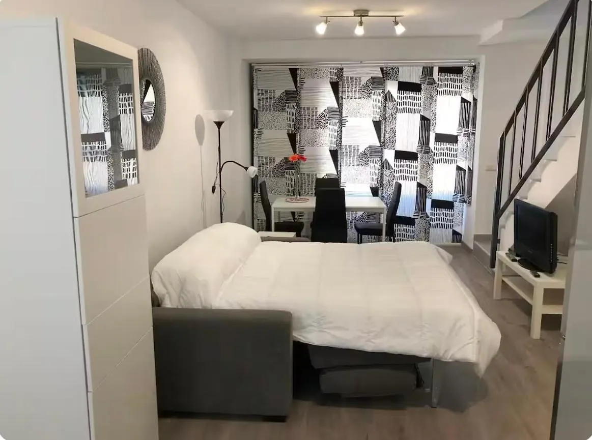 Duplex Con Terraza Apartment Malaga Spain